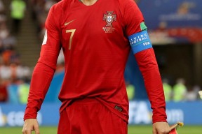 开云体育-葡萄牙体育迎足总杯关键赛；冲刺阶段遗憾出局；底气十足；细节决定成败的简单介绍